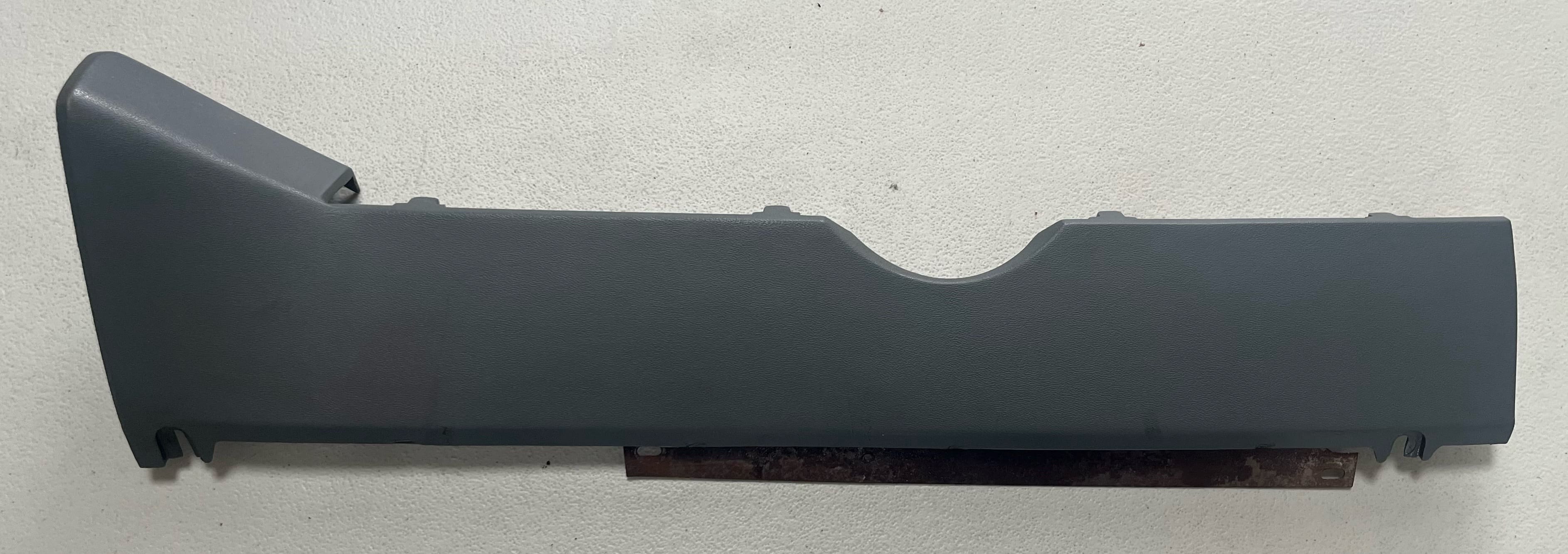 82-92 Firebird driver's lower dash trim (gray)
