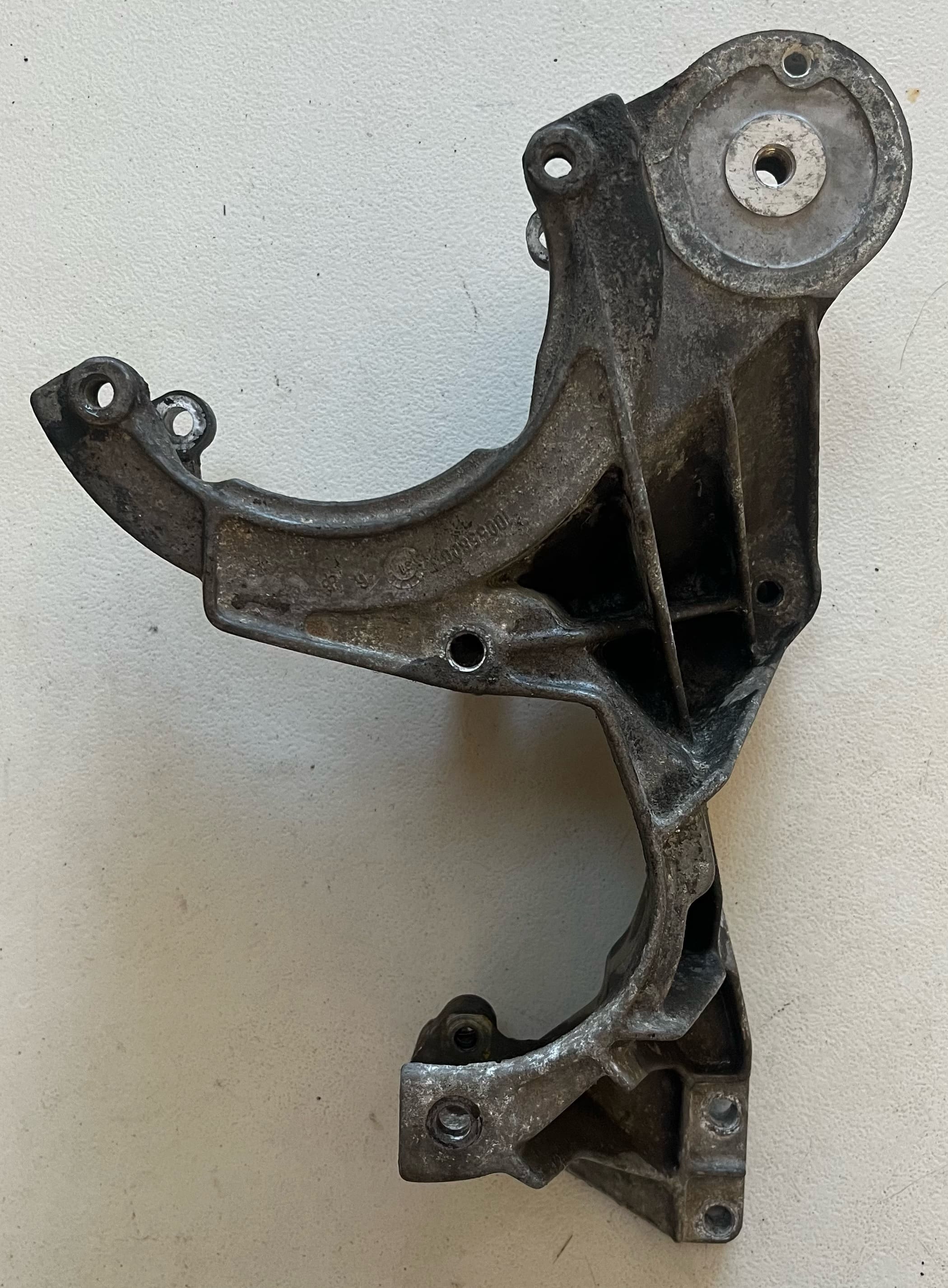 88-92 Camaro/Firebird AC/air pump bracket (V8)