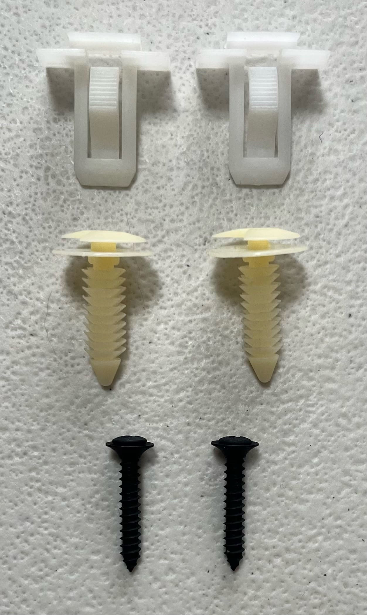 82-92 Camaro/Firebird T-top A-pillar trim clip set