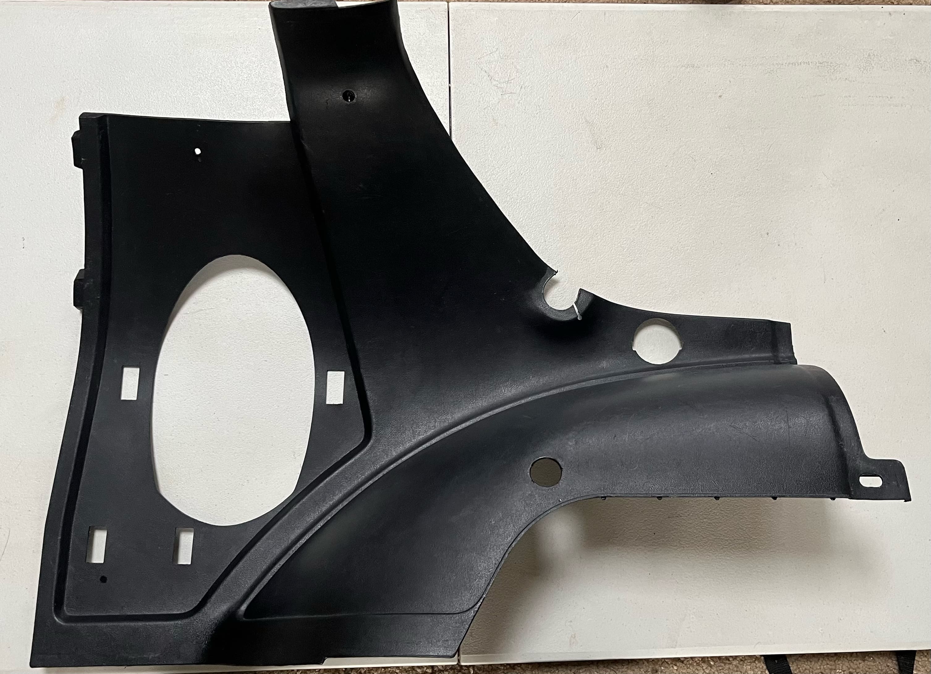 82-88 Camaro/Firebird black passenger hatch trim (w/o cargo cover)