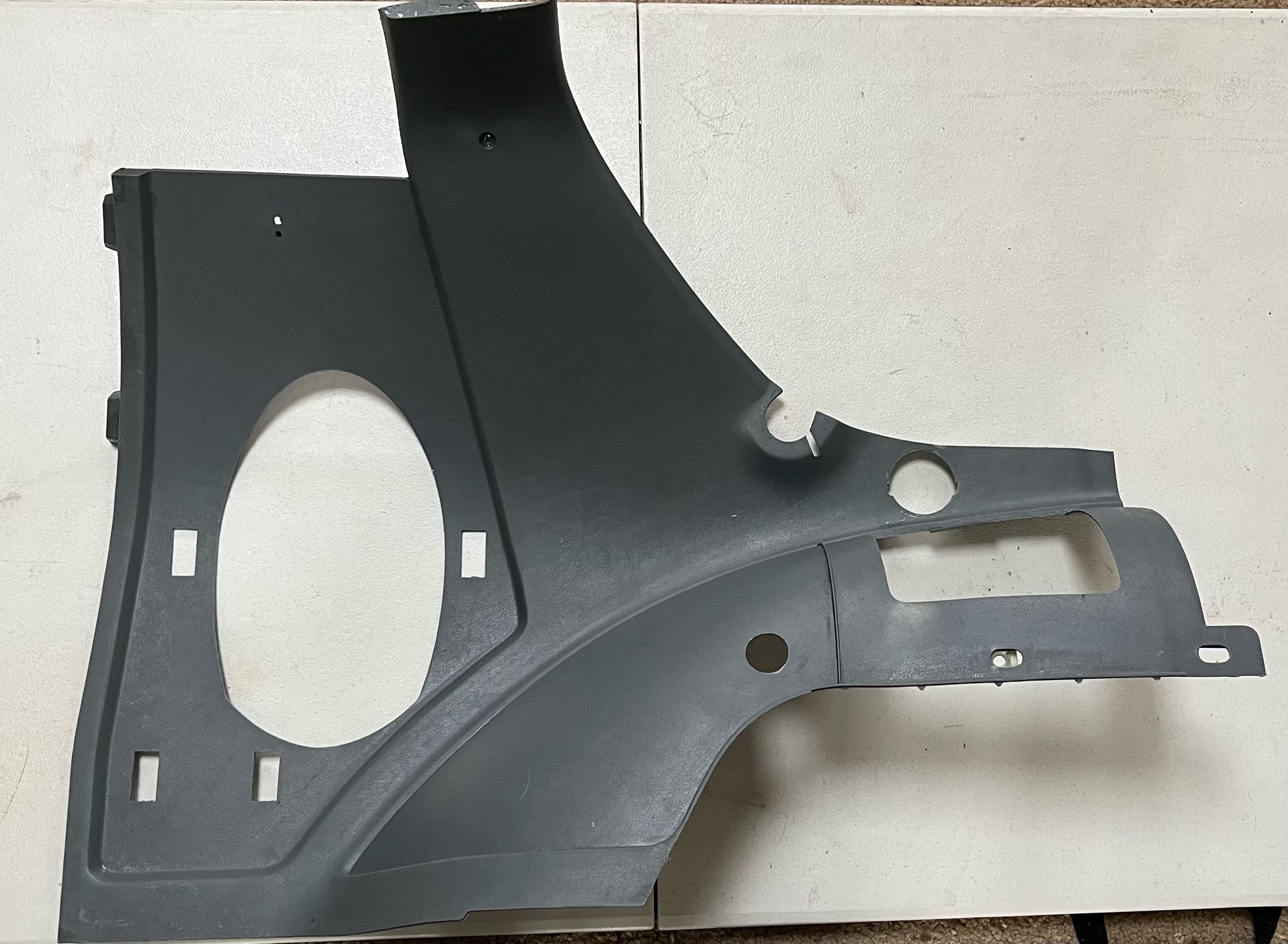 89-92 Camaro/Firebird black passenger hatch trim (cargo cover)