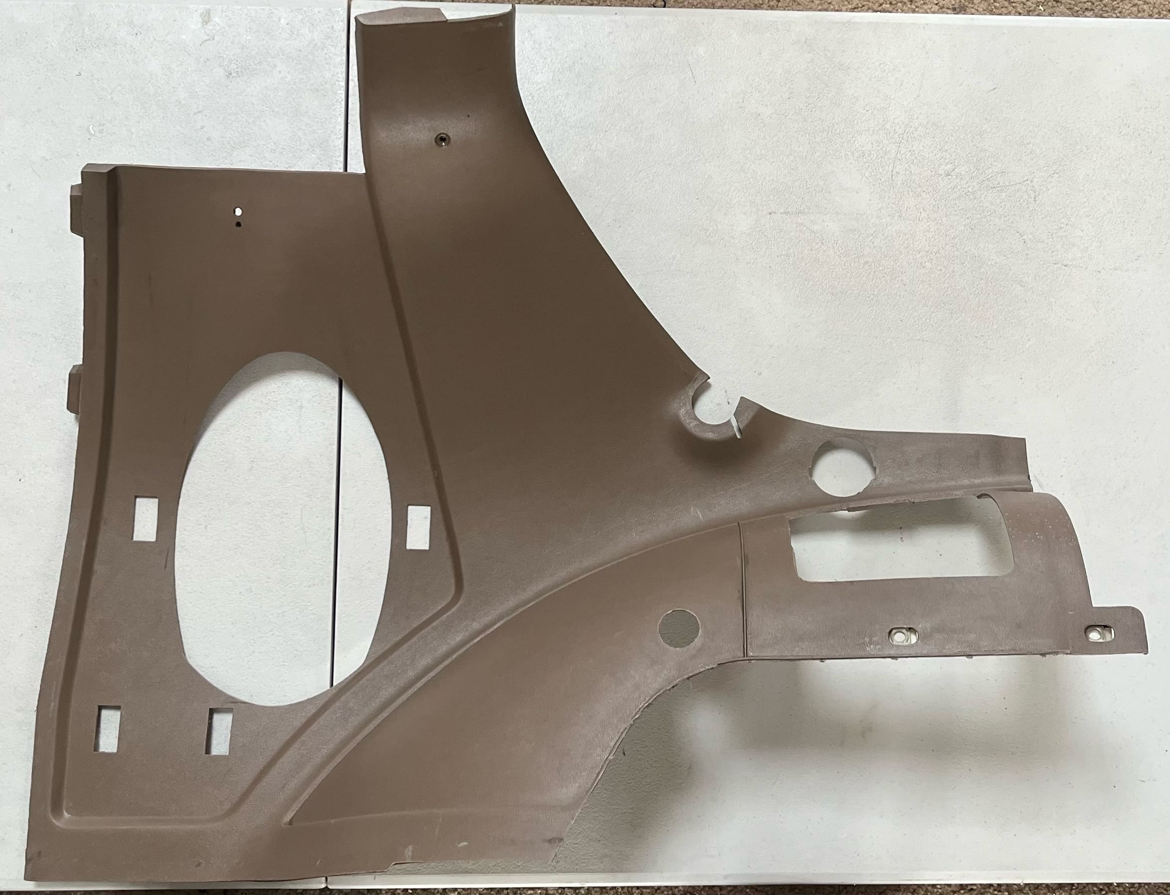 89-92 Camaro/Firebird beige passenger hatch trim (cargo cover)