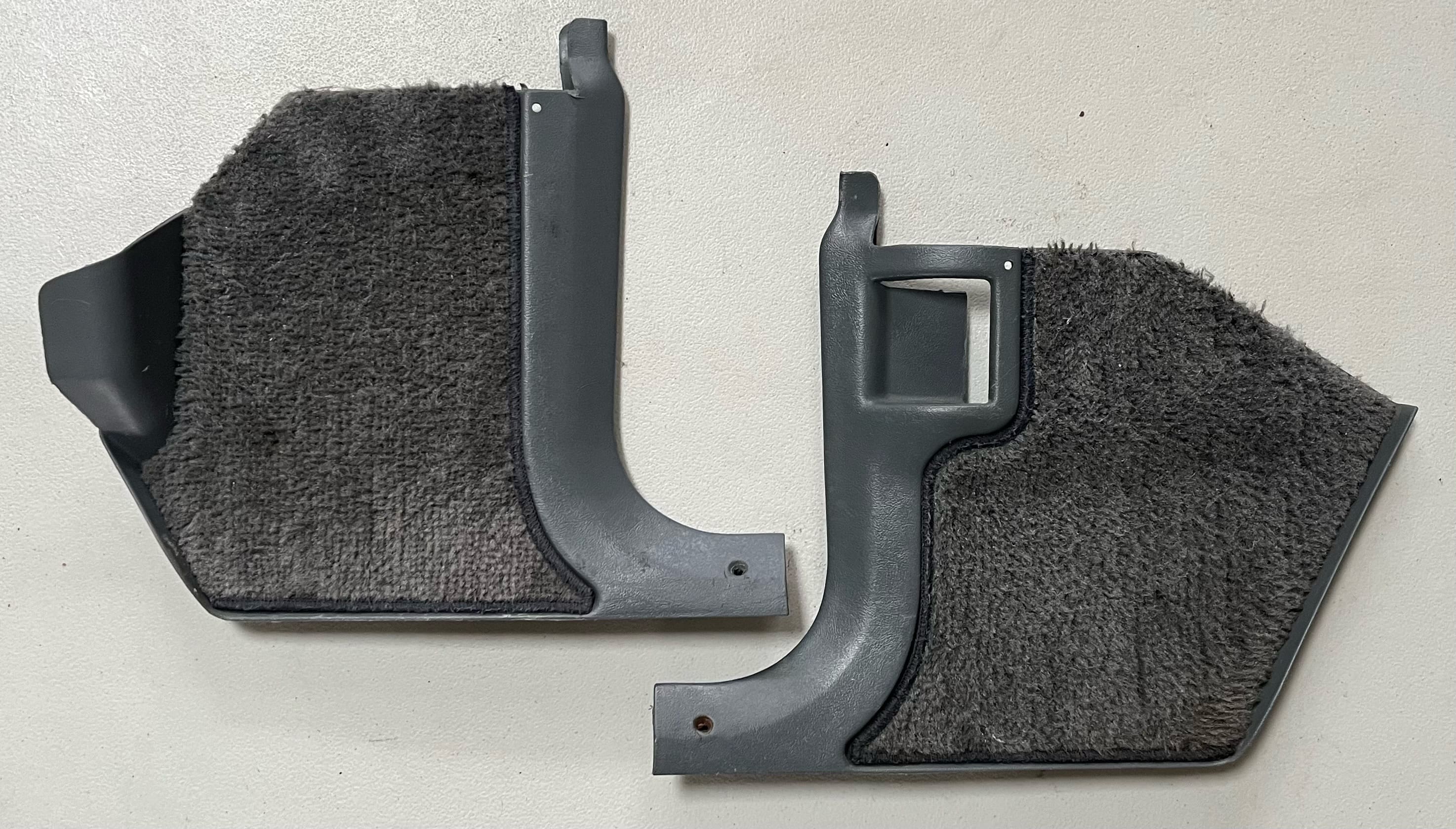 82-92 Camaro/Firebird gray carpeted front kick panels