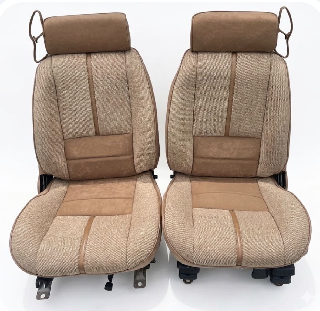82-92 Camaro/IROC/Z28 beechwood seat set w/power seat track VERY NICE!!!